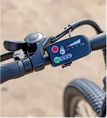 Afficheur LED du Touroll U1 sur le guidon, avec le sélecteur de mode